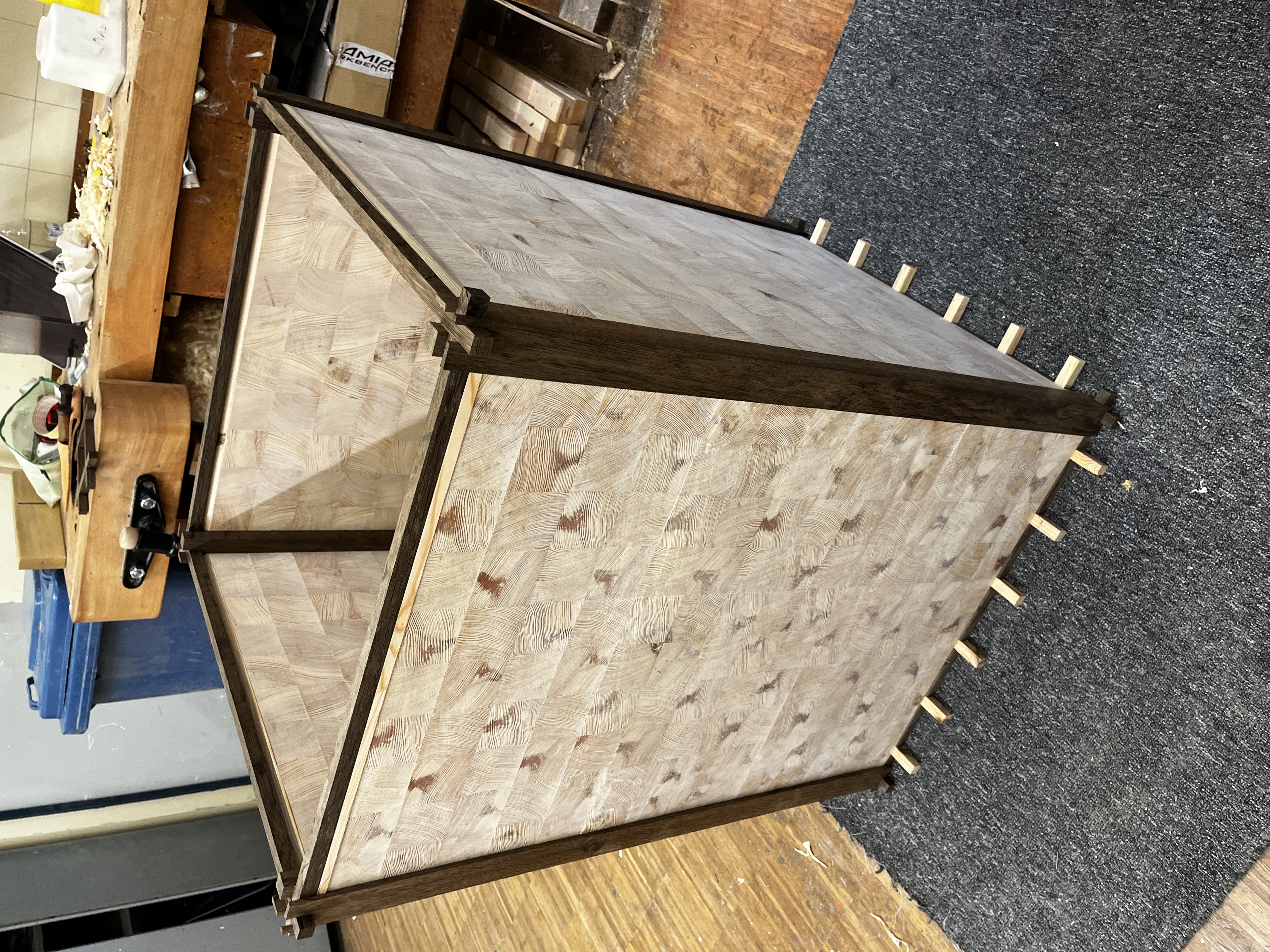 GROWTH panel showing end-grain patterns and dark structural frame